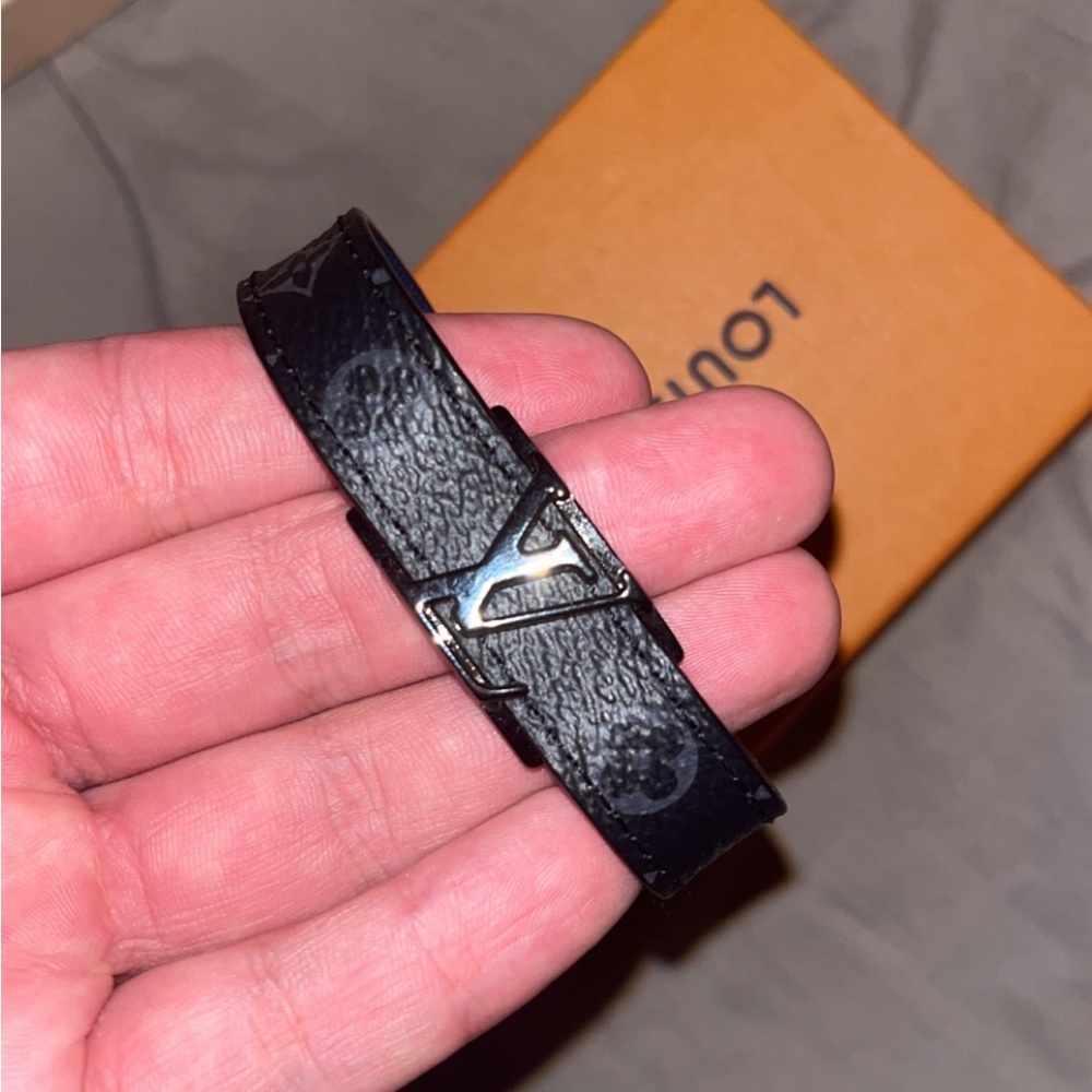 Louis Vutton Bracelet Mens never worn - Picture 4 of 7